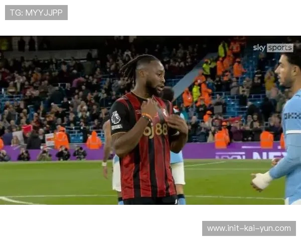 曼城签下塞梅尼奥升级边路,球员即将离开加盟多特蒙德 曼城签下塞梅尼奥升级边路,球员即将离开加盟多特蒙德